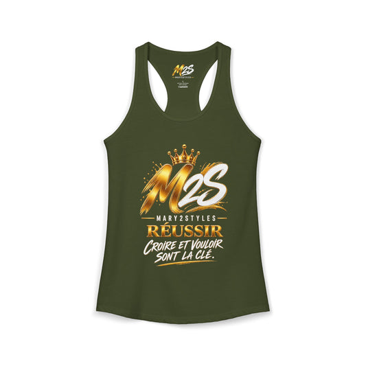 Camisole racerback vert militaire avec logo doré M2S et slogan inspirant.